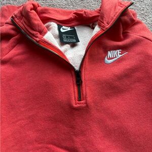 ❤️ Nike Red Quarter Zip Hoodie – Classic & Comfortable!